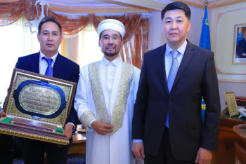 Фотография к новости: Верховный муфтий рассказал руководству профильного ведомства о планах на 2018 год