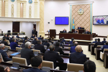 Фотография к новости: Назарбаев объяснил причину кадровых ротаций