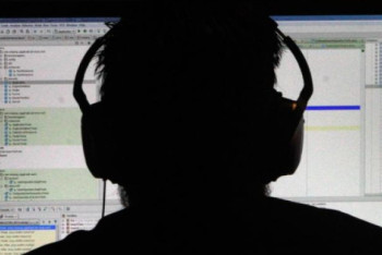 Фотография к новости: Поправки о телефонных прослушках принял Парламент РК