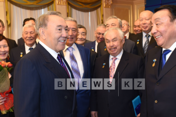 Фотография к новости: Назарбаев присудил премии за развитие науки и техники