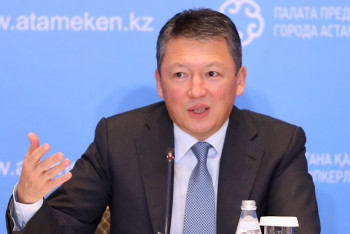 Фотография к новости: Кулибаев защитил нелегальных таксистов