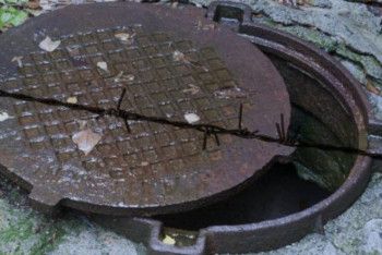 Фотография к новости: Трое жителей Астаны задержаны за кражу канализационных люков