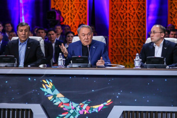 Фотография к новости: О ценностях жизни рассказал Назарбаев на примере из книги Карнеги