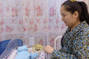 Фотография к новости: Нурсултаном назвали первого малыша, родившегося 1 декабря в Астане