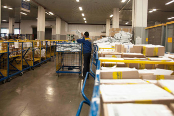 Фотография к новости: Казахстан увеличит транзитные потоки посылок из Китая через свою территорию 