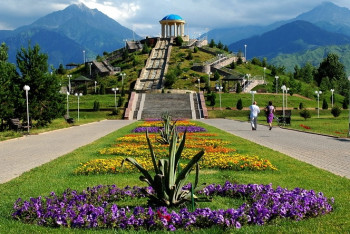 Почему в парки Алматы не стремятся бизнес и горожане, объяснили в Центре урбанистики