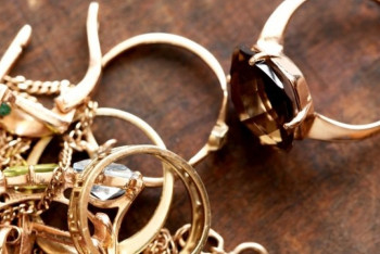 Фотография к новости: Ломбарды стали главными скупщиками краденого в Актобе