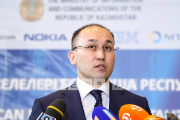 Фотография к новости: Используйте псевдонимы - Абаев о запрете на анонимное комментирование в сети