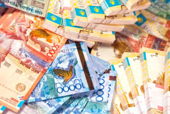 Фотография к новости: Инспектор ДПС заплатит 1,4 млн тенге штрафа за взятку в 1 тыс. тенге в Мангистау