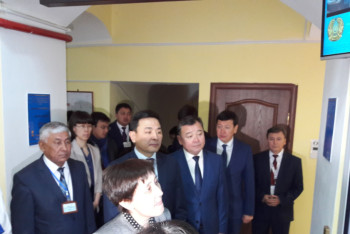 В центре занятости Уральска внедрили электронную очередь