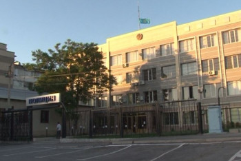 Фотография к новости: В ЮКО ищут чиновника, причастного к хищению нефти