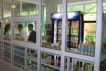 Фотография к новости: "Магазины честности" пользуются спросом в Шымкенте