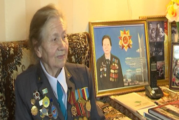 Фотография к новости: В Уральске поздравили ветеранов ВОВ