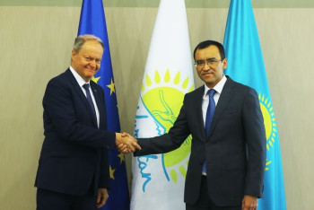 Фотография к новости: Глава представительства ЕС: Мы наблюдаем за процессом политического транзита в Казахстане