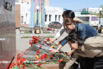 Фотография к новости: В Актобе прошла патриотическая акция памяти Алии Молдагуловой