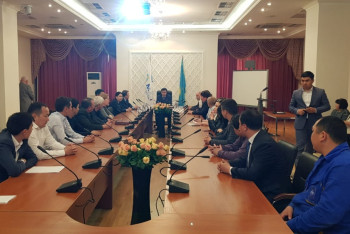 Фотография к новости: Мажилисмены обсудили с педагогами Алматы вопросы развития образования