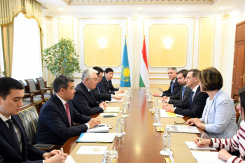 Фотография к новости: Организация системы сбора платы на дорогах в Казахстане вызвала интерес у Венгрии