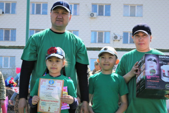 Фотография к новости: Самую дружную семью военных определили в Атырау