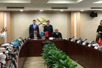 Фотография к новости: Таможенные службы Казахстана и Китая договорились передаче информации о грузах онлайн