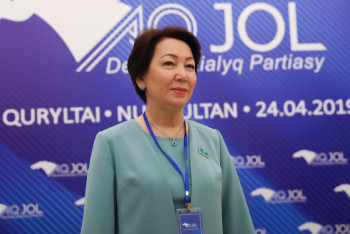 Женщина будет участвовать в выборах Президента РК от партии "Ак жол"