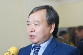 Фотография к новости: Садыбек Тугел сдал документы в ЦИК первым из кандидатов в Президенты 