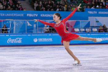 Фотография к новости: Элизабет Турсынбаева блестяще выступила в шоу "Чемпионы на льду"