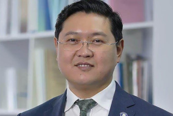 Фотография к новости: Альтаир Ахметов стал ректором Академии госуправления при Президенте РК