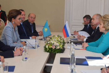 Фотография к новости: Дарига Назарбаева встретилась с Валентиной Матвиенко