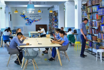 Молодежь Тараза обсудила внеочередные выборы в коворкинг-центре