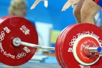 Фотография к новости: Большой проект для юных штангистов стартовал в Казахстане 