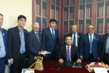 Фотография к новости: В Актобе открылись филиал Союза писателей Казахстана и клуб молодых поэтов