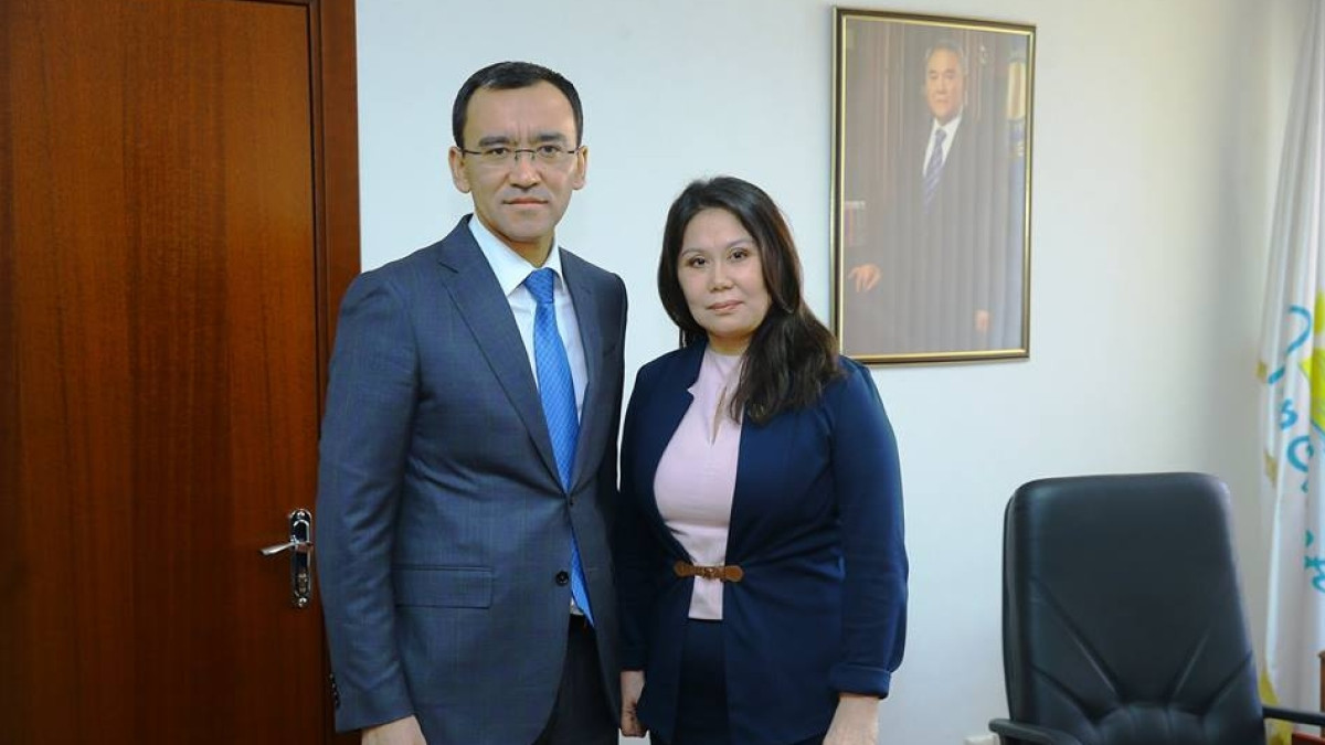 Facebook Маулена Ашимбаева