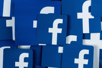 Фотография к новости: Об ошибках в вывесках и рекламе на госязыке в столице можно сообщить через Facebook