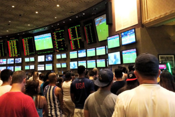 Фотография к новости: В столице Казахстана пресекли нелегальную деятельность 8 букмекерских контор