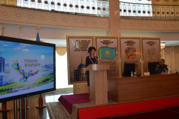 Фотография к новости: Аида Балаева провела встречу с курсантами Национального университета обороны