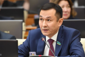 Фотография к новости: Коммунисты Казахстана выдвинут кандидата для участия в президентских выборах