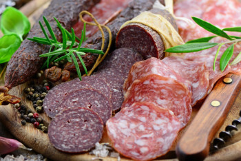 Фотография к новости: Около 15% мясной продукции в Казахстане не соответствуют заявленному составу