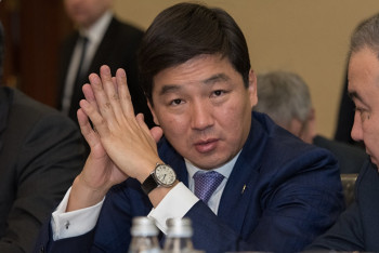 Фотография к новости: Байбек пообещал распределять бюджет по запросам алматинцев