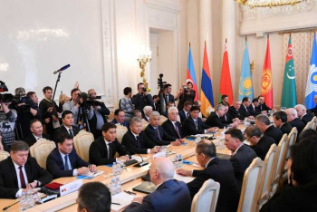 Казахстан поздравил Туркменистан с председательством в СНГ