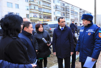 Фотография к новости: Халыққа көмек: почти половина проблемных вопросов решается на месте 