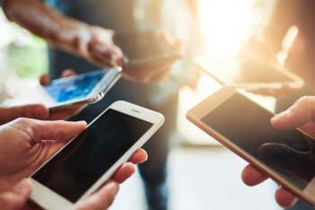 Фотография к новости: Названы самые мощные Android-смартфоны в мире