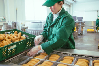 Фотография к новости: В Мангистау 50 малоообеспеченных семей открыли бизнес за три дня