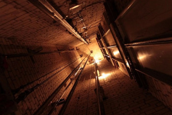 Около 80 лифтов столичных жилых домов требуют замены 