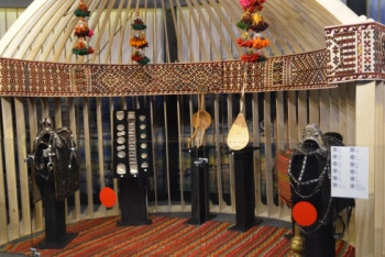 Фотография к новости: Нацмузей РК представит "Золотого человека" в Узбекистане