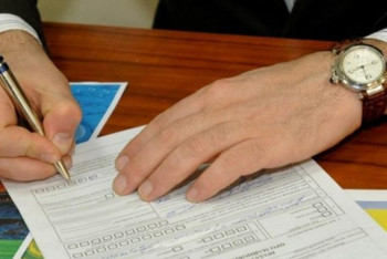 За несвоевременную сдачу деклараций штрафуют чиновников в ЗКО