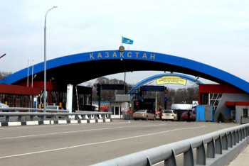 Фотография к новости: Улучшение таможни обсудили представители Казахстана и Кыргызстана 