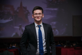 19-летний житель Актобе открыл кинозал для студентов