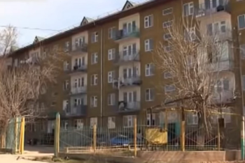 Фотография к новости: Проблема многоквартирного дома в Туркестанской области решена после поручений Президента в Twitter 