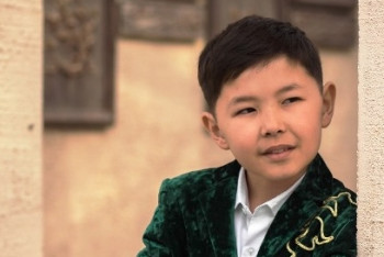 12-летний акын из Павлодара посвятил песню Нур-Султану