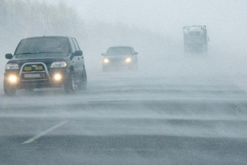 Фотография к новости: Сильный ветер, гололед и повышение уровня воды в реках ожидаются в нескольких областях РК